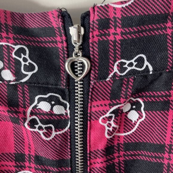 Hot Topic Monster High Plus Size Draculaura Pink Plaid skirt size 1X - Picture 2 of 6